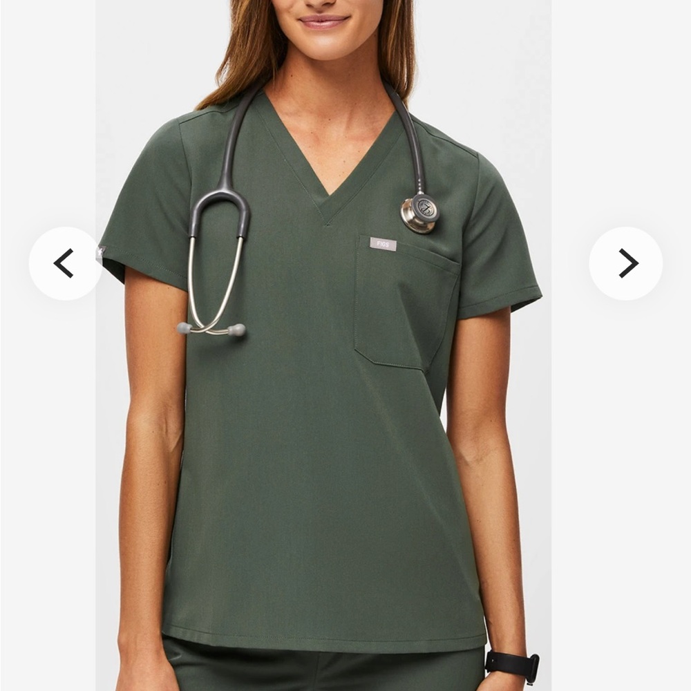 FIGS Scrub Top - Moss